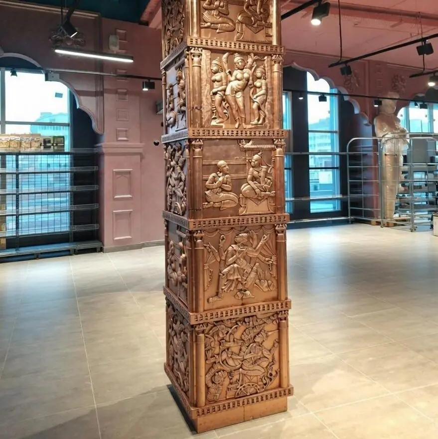 Фото вишуканого скульптурного декору з міді. Приклад роботи, яку можна купити або замовити скульптуру в унікальному стилі.